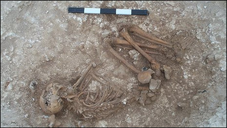 захоронение подростка близ Стоунхенджа даёт первые сведения о быстрой миграции доисторических европейцев