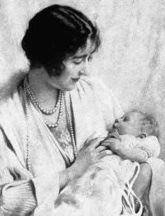 1926 г. Королева-мать Боулз-Лайдон с дочерью — будущей королевой Елизаветой II.