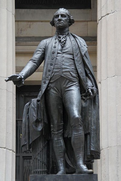 памятник Джорджу Вашингтону