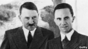 Геббельс не переносил Чехову, в то время как Гитлер каждый год присылал ей корзины цветов