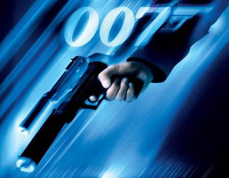 книги о Яне Флеминге и его агенте 007 всегда популярны