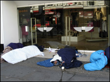 на улицах Лондона каждую ночь спят не менее 200 человек