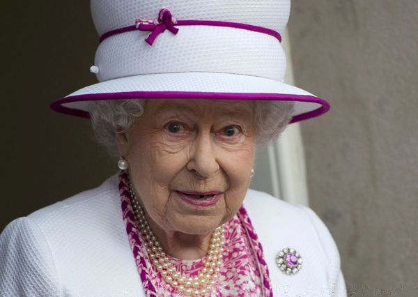 британская королева Елизавета II представляет собой редкий в нынешнем бурном мире пример компетентного правления