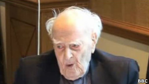 cамый старый житель Британии Редж Дин отмечает 110-летие
