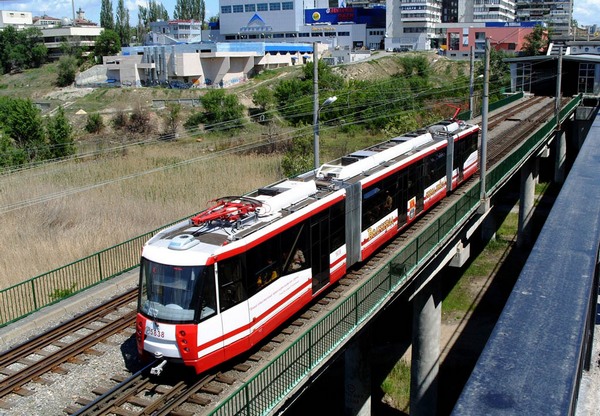 метротрам - своеобразный симбиоз метро и трамвая, часть пути которого проходит под землёй